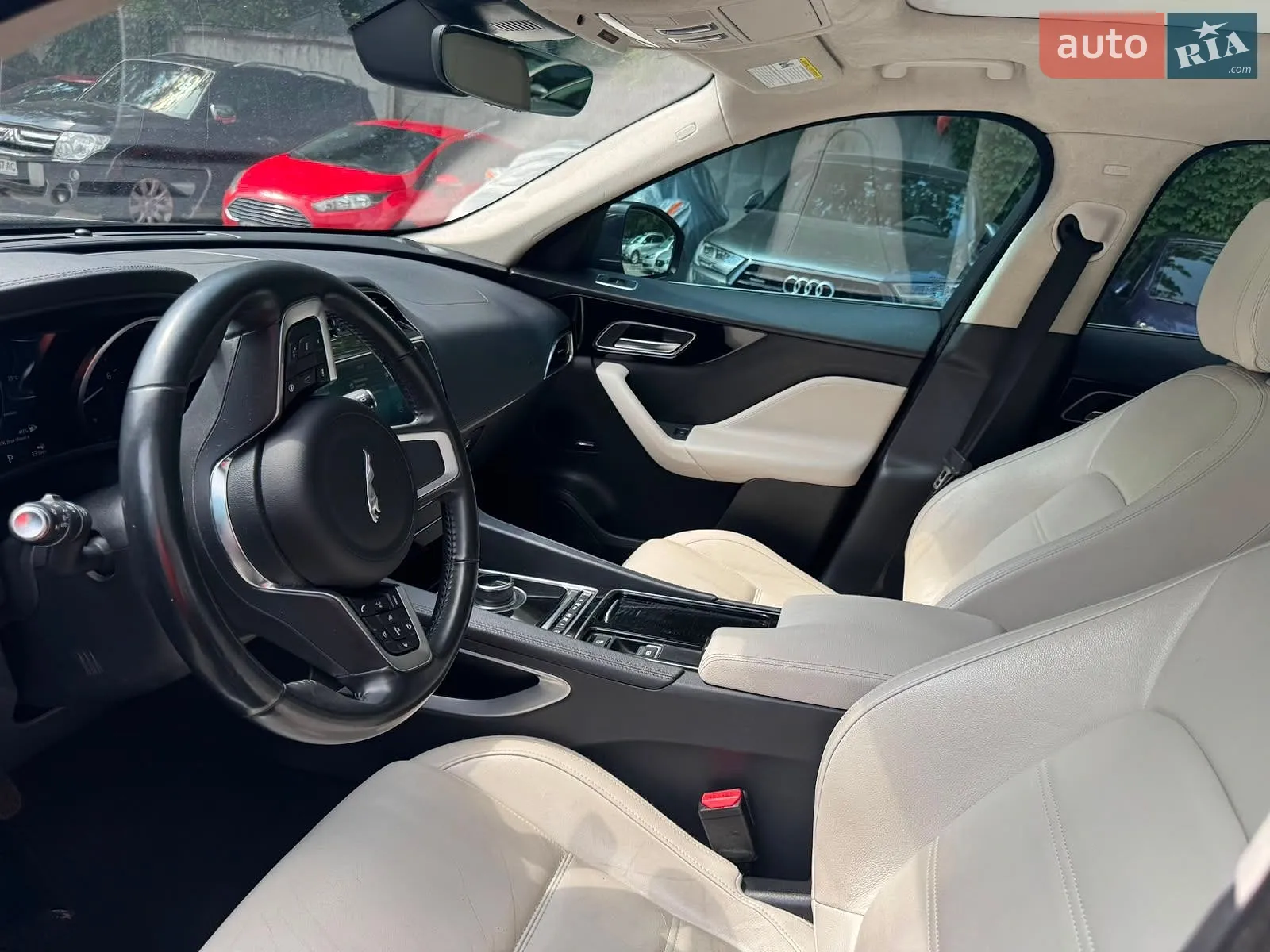 2019 Jaguar F-Pace - мініатюра 10