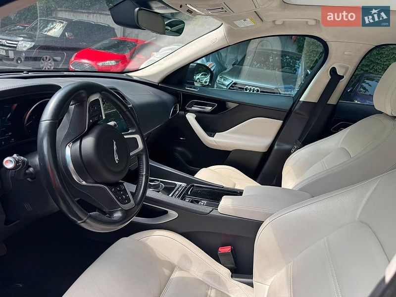 Внедорожник / Кроссовер Jaguar F-Pace 2019 в Киеве