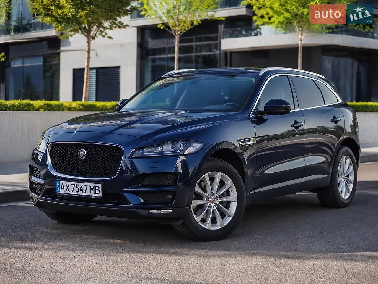 2016 Jaguar F-Pace - мініатюра 22