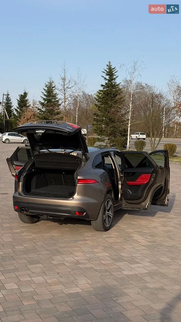 2016 Jaguar F-Pace - мініатюра 42