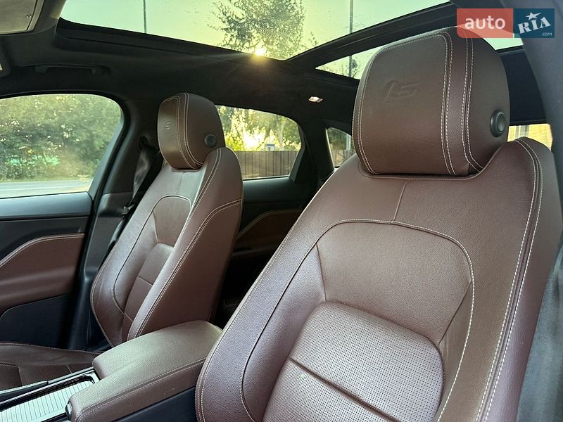 Позашляховик / Кросовер Jaguar F-Pace 2018 в Вінниці