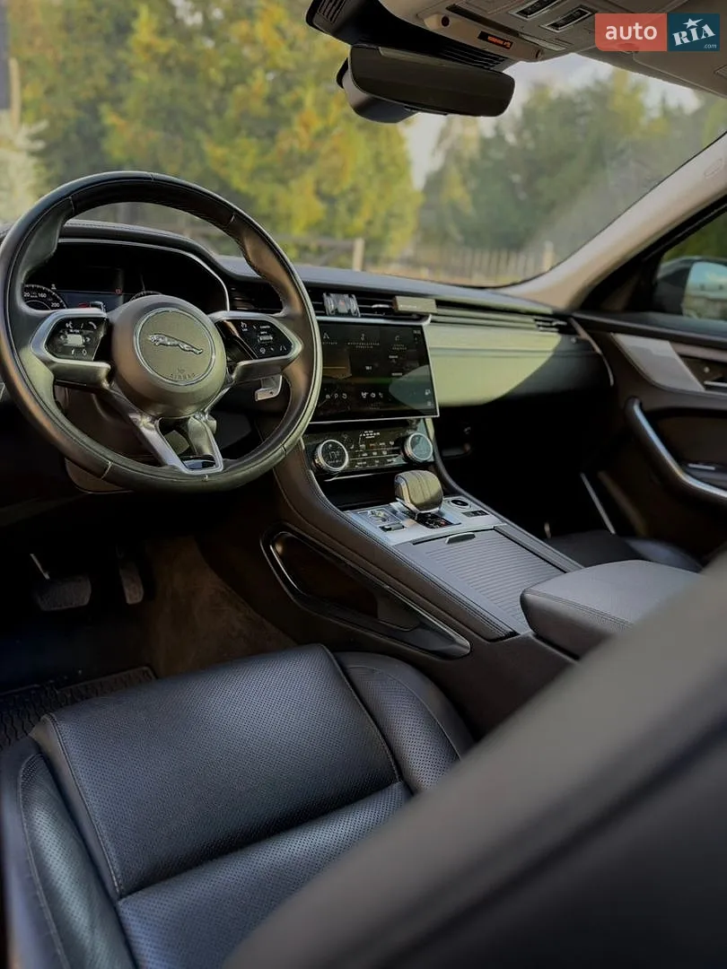 2021 Jaguar F-Pace - мініатюра 5