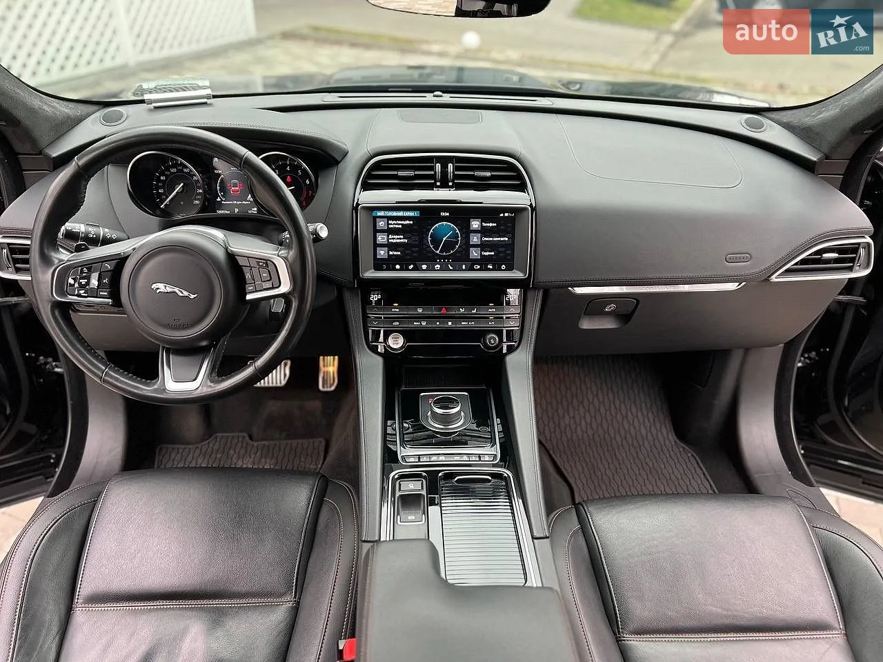 2019 Jaguar F-Pace - мініатюра 19