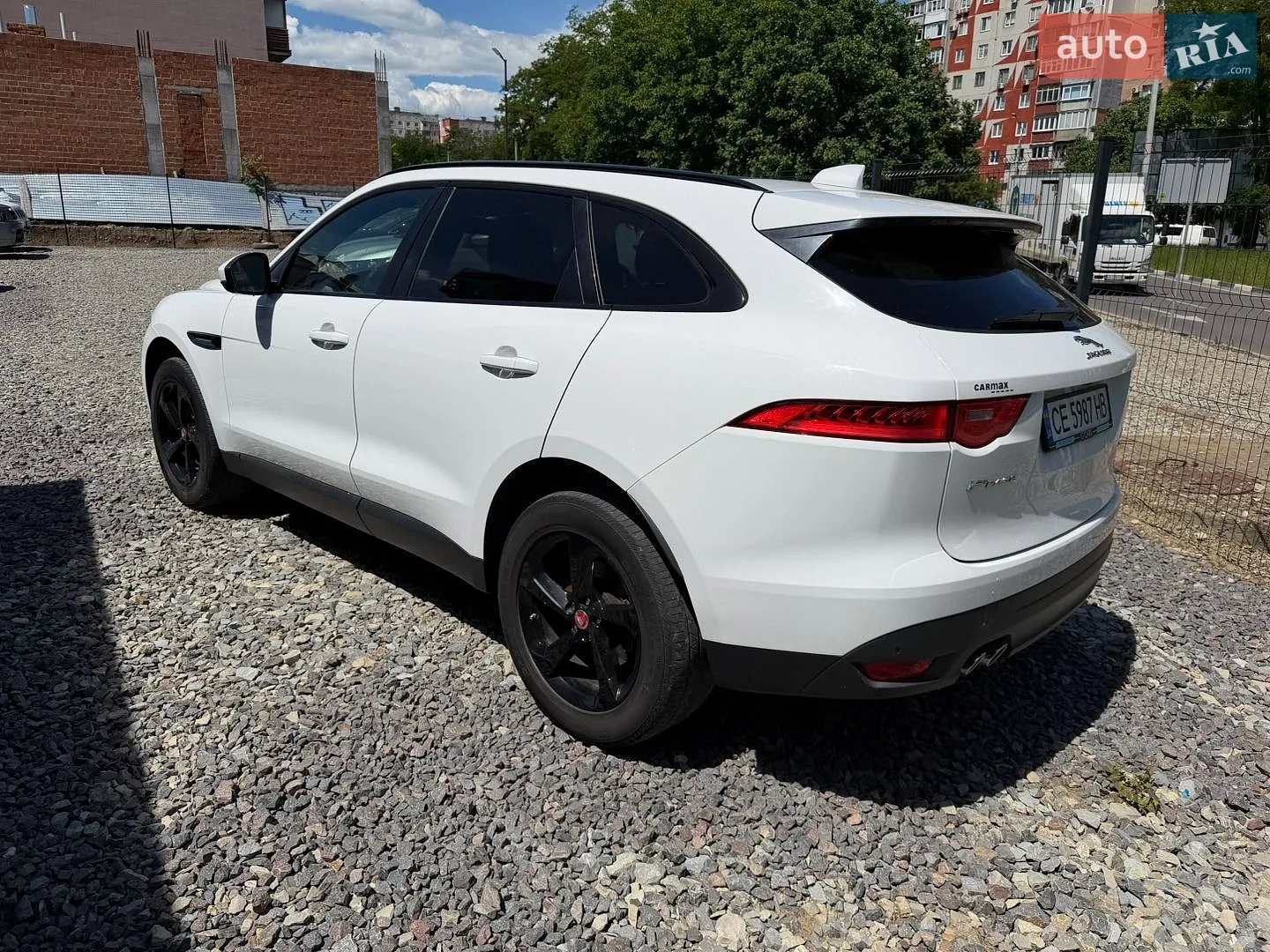 2017 Jaguar F-Pace - мініатюра 6