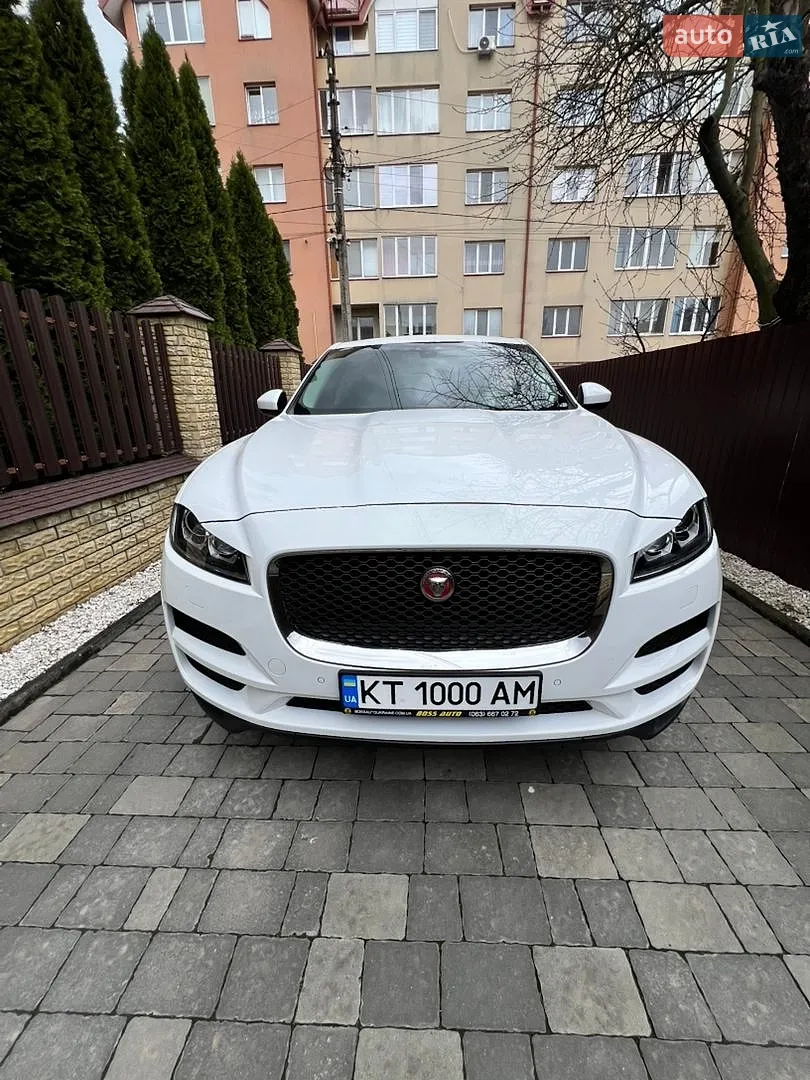2016 Jaguar F-Pace - мініатюра 2