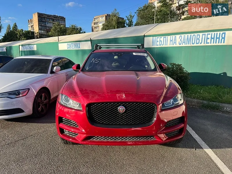 Jaguar F-Pace 2016