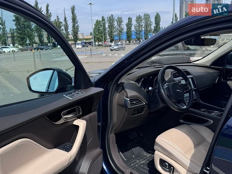 Внедорожник / Кроссовер Jaguar F-Pace 2020 в Киеве