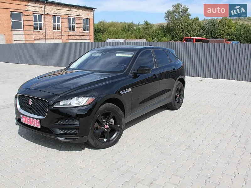 Jaguar F-Pace 2016