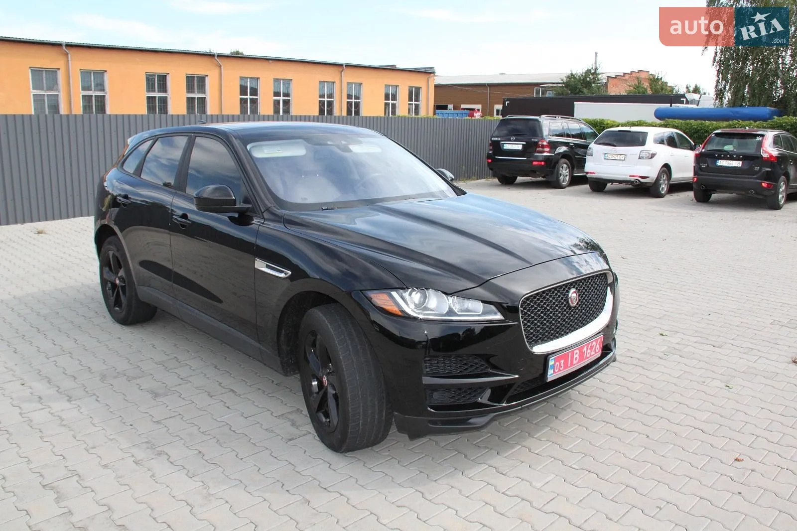 2016 Jaguar F-Pace - мініатюра 15