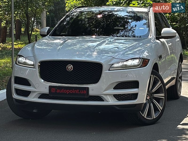 Внедорожник / Кроссовер Jaguar F-Pace 2016 в Белогородке