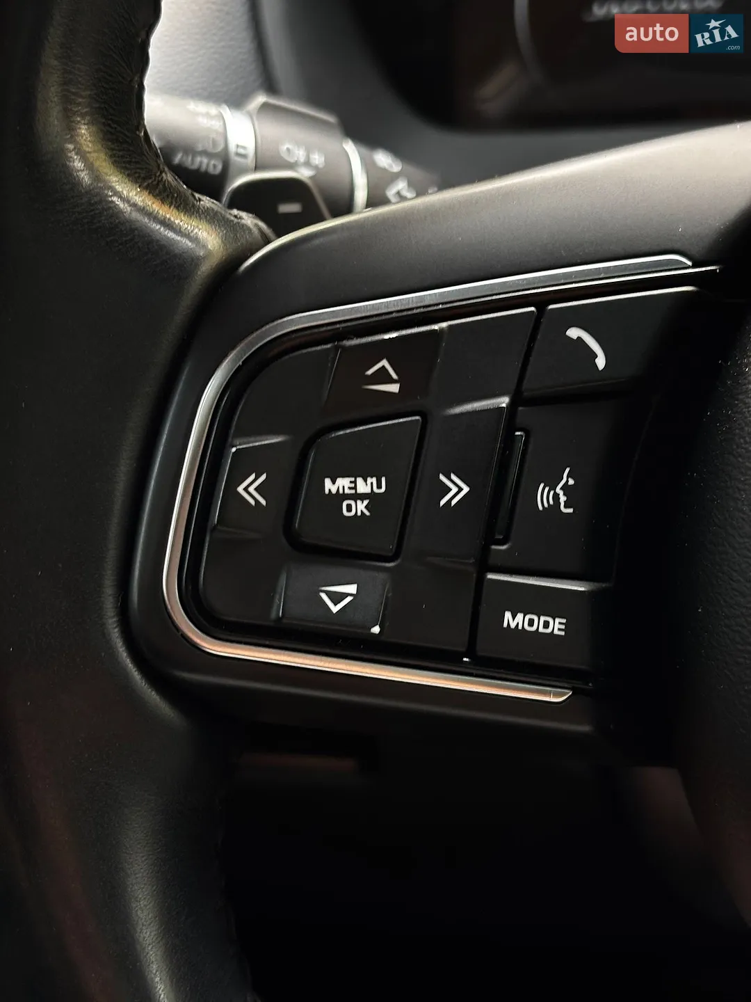 2016 Jaguar F-Pace - мініатюра 34