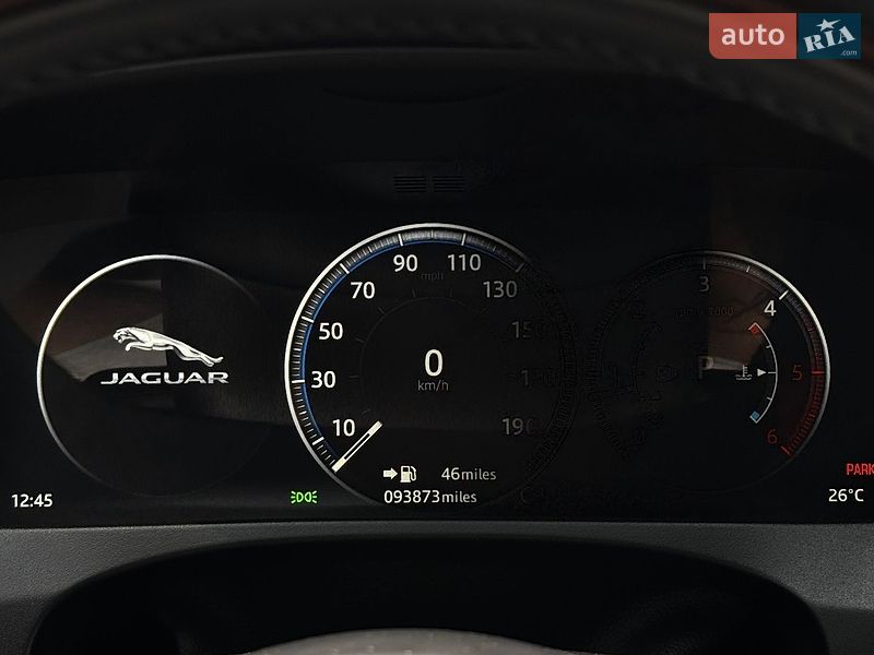 Внедорожник / Кроссовер Jaguar F-Pace 2016 в Белогородке