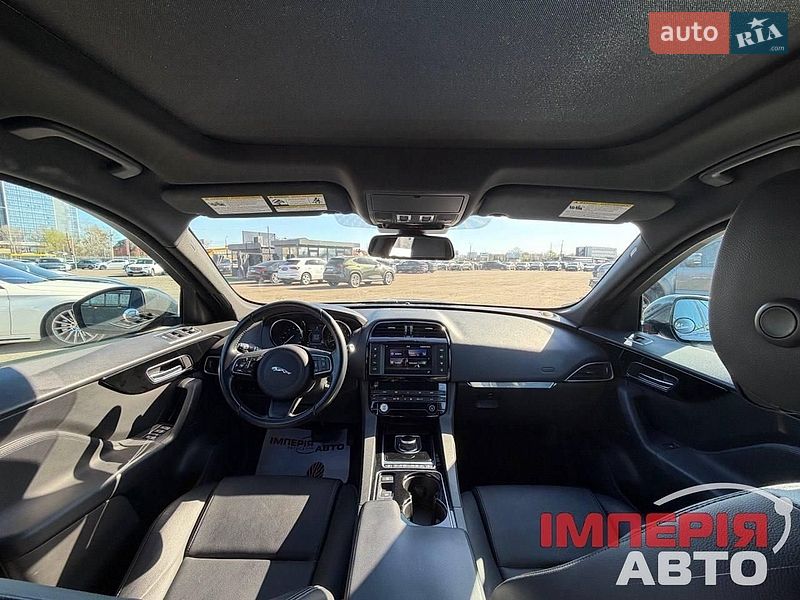 Позашляховик / Кросовер Jaguar F-Pace 2016 в Києві