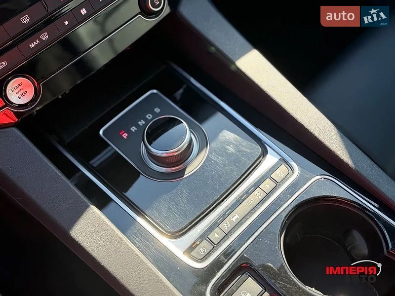 Позашляховик / Кросовер Jaguar F-Pace 2016 в Києві