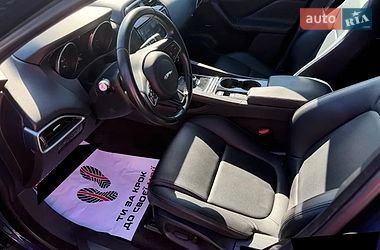 Позашляховик / Кросовер Jaguar F-Pace 2016 в Києві