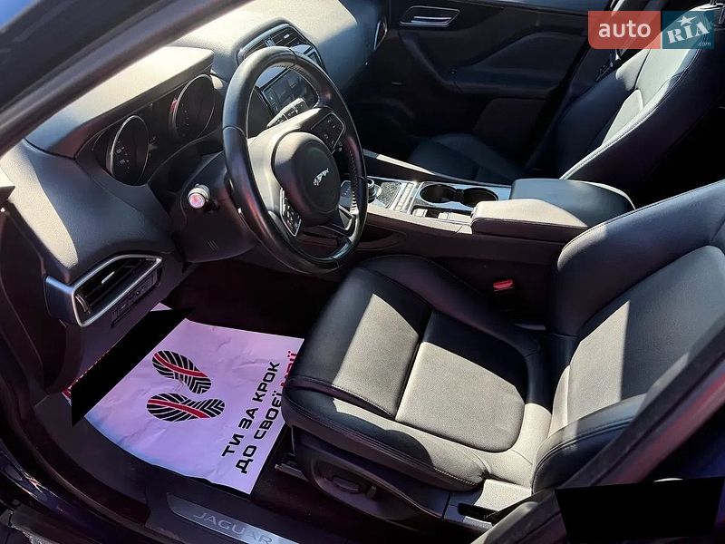 Позашляховик / Кросовер Jaguar F-Pace 2016 в Києві