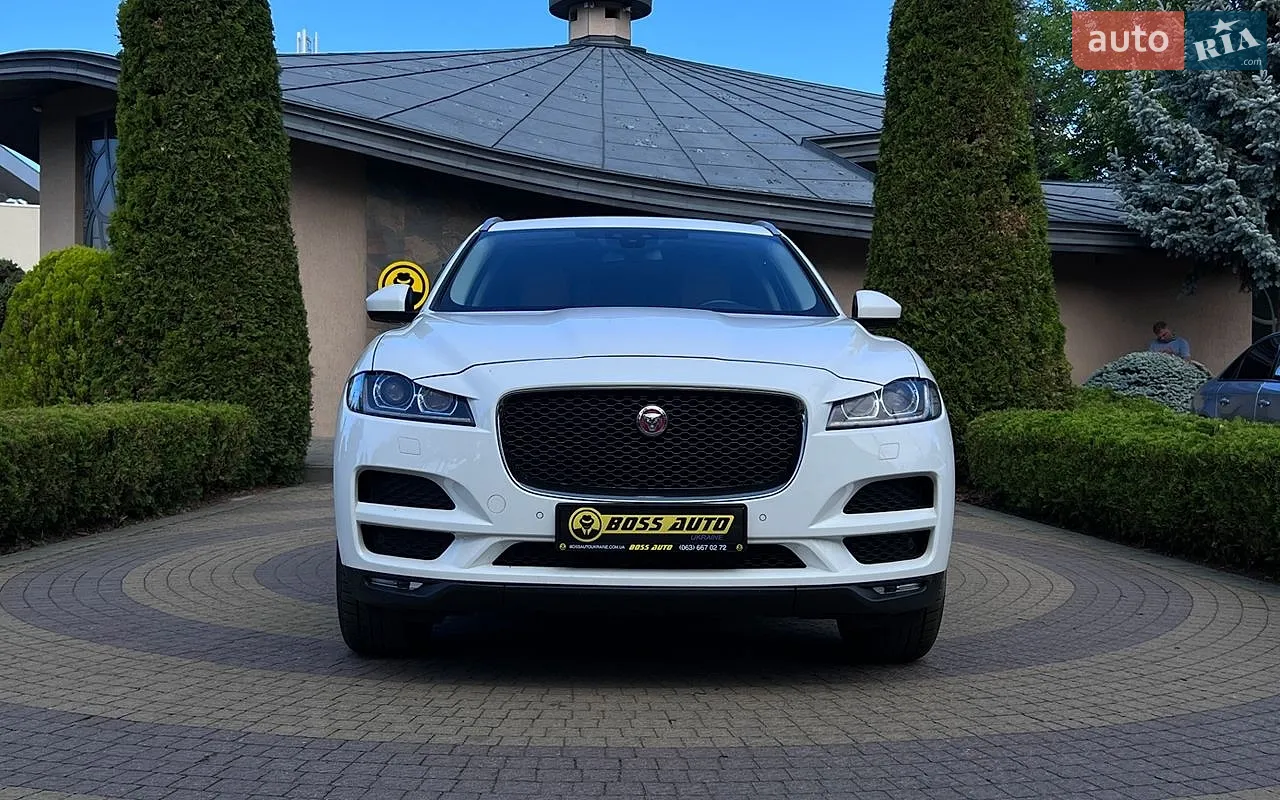 2017 Jaguar F-Pace - мініатюра 2