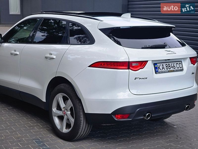 Позашляховик / Кросовер Jaguar F-Pace 2016 в Києві