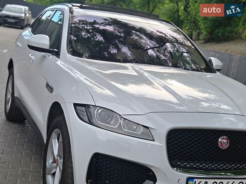 Позашляховик / Кросовер Jaguar F-Pace 2016 в Києві