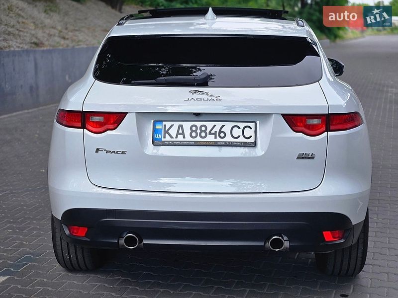 Позашляховик / Кросовер Jaguar F-Pace 2016 в Києві
