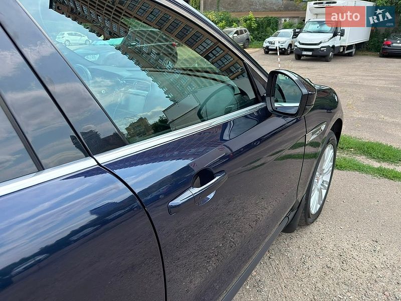 Позашляховик / Кросовер Jaguar F-Pace 2016 в Києві