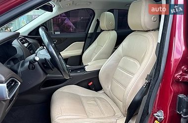 Внедорожник / Кроссовер Jaguar F-Pace 2016 в Киеве