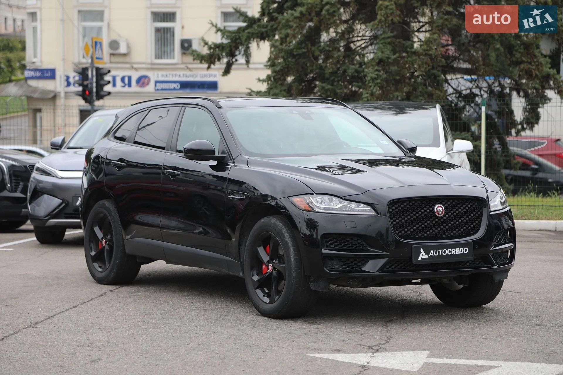 2018 Jaguar F-Pace - мініатюра 3