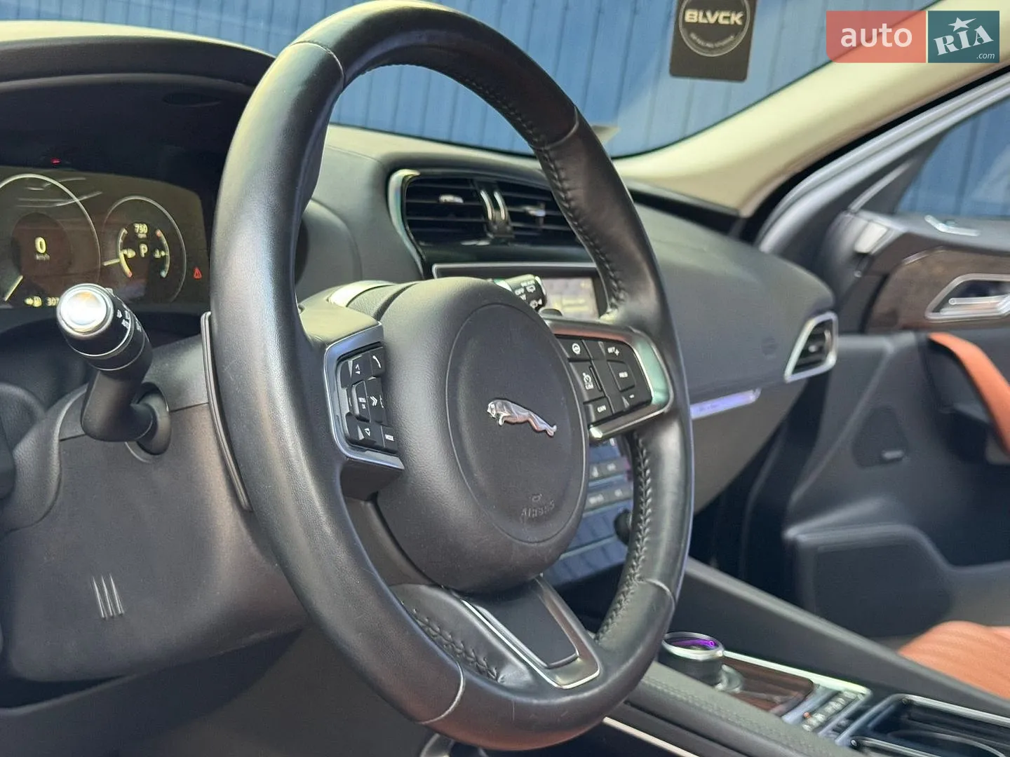2018 Jaguar F-Pace - мініатюра 24
