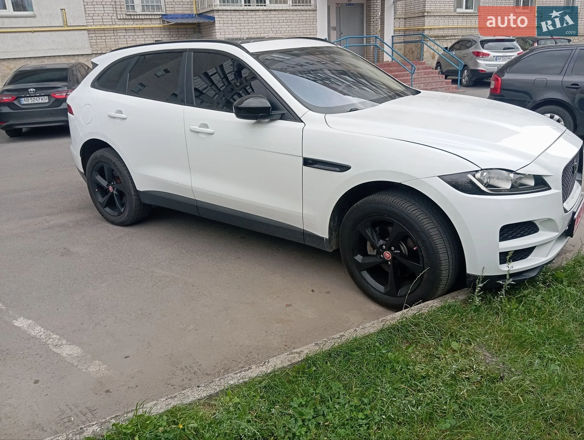 2020 Jaguar F-Pace - мініатюра 15