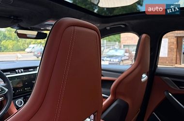 Позашляховик / Кросовер Jaguar F-Pace 2023 в Києві