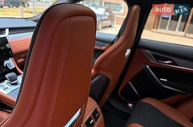 Позашляховик / Кросовер Jaguar F-Pace 2023 в Києві