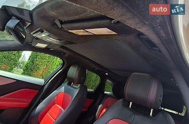 Внедорожник / Кроссовер Jaguar F-Pace 2017 в Дубно