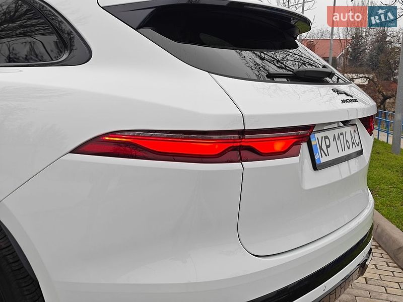 Внедорожник / Кроссовер Jaguar F-Pace 2023 в Берегово