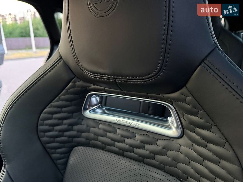 Позашляховик / Кросовер Jaguar F-Pace 2021 в Києві