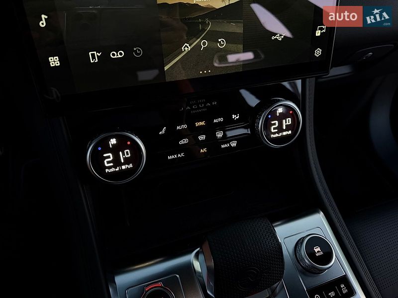 Позашляховик / Кросовер Jaguar F-Pace 2021 в Києві