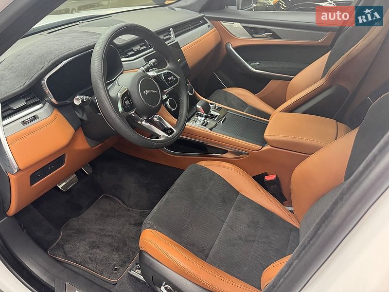 Внедорожник / Кроссовер Jaguar F-Pace 2023 в Киеве