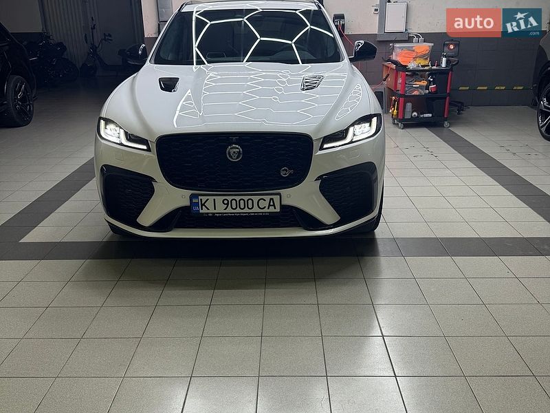 Внедорожник / Кроссовер Jaguar F-Pace 2023 в Киеве