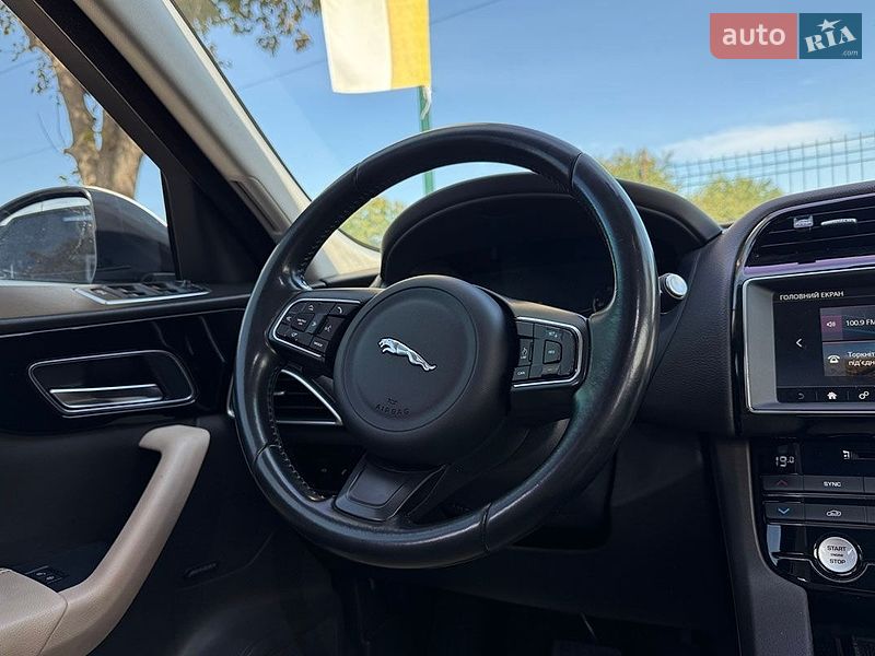 Внедорожник / Кроссовер Jaguar F-Pace 2016 в Коломые