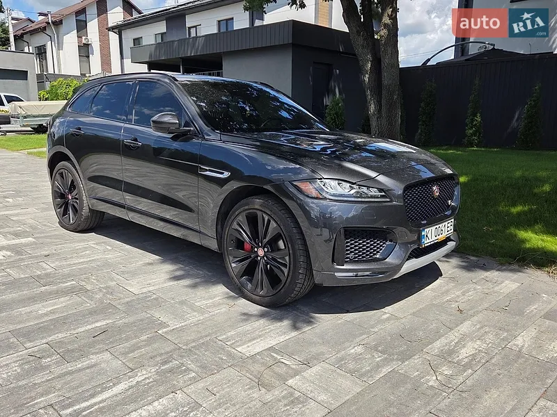 Jaguar F-Pace