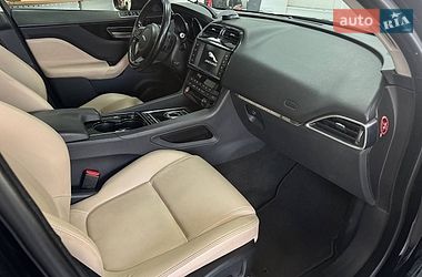 Внедорожник / Кроссовер Jaguar F-Pace 2016 в Киеве