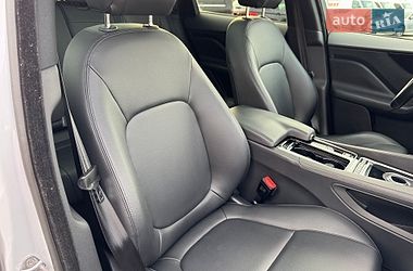Позашляховик / Кросовер Jaguar F-Pace 2018 в Рівному фото 36 Позашляховик / Кросовер Jaguar F-Pace 2018 в Рівному