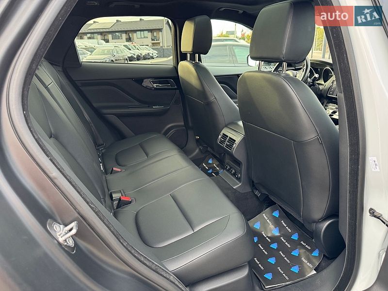 Позашляховик / Кросовер Jaguar F-Pace 2018 в Рівному фото 32 Позашляховик / Кросовер Jaguar F-Pace 2018 в Рівному