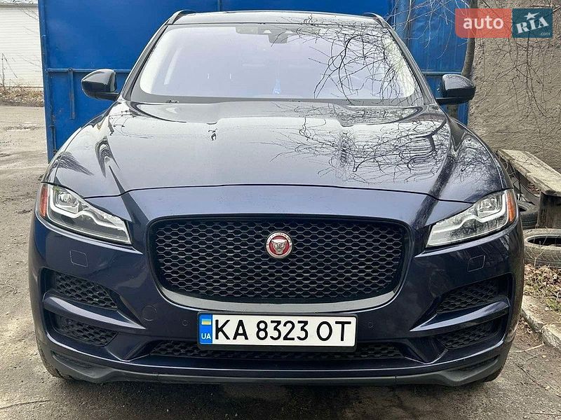 Внедорожник / Кроссовер Jaguar F-Pace 2016 в Киеве
