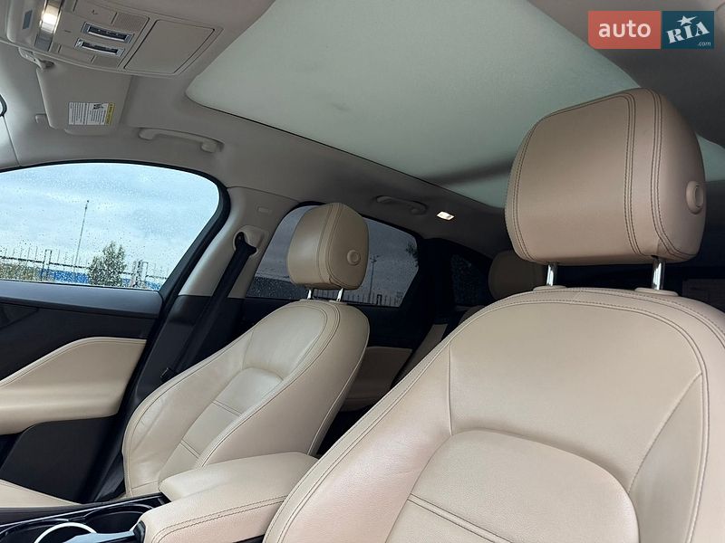 Внедорожник / Кроссовер Jaguar F-Pace 2016 в Киеве фото 14 Внедорожник / Кроссовер Jaguar F-Pace 2016 в Киеве