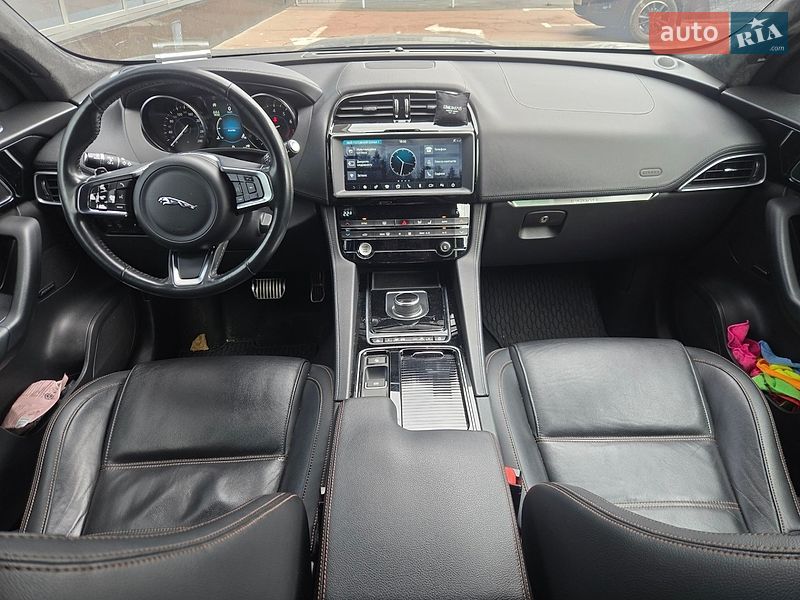 Внедорожник / Кроссовер Jaguar F-Pace 2019 в Киеве