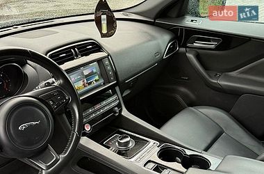 Внедорожник / Кроссовер Jaguar F-Pace 2016 в Хмельницком