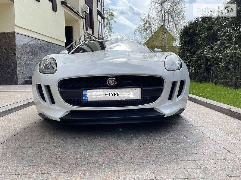 Купе Jaguar F-Type 2016 в 