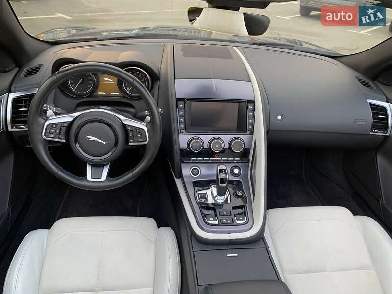 Кабриолет Jaguar F-Type 2017 в Львове