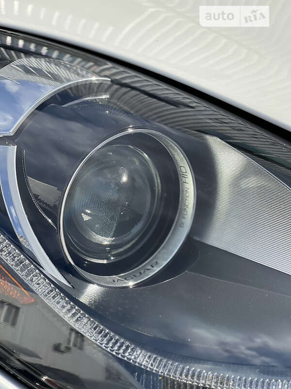 Купе Jaguar F-Type 2015 в Киеве