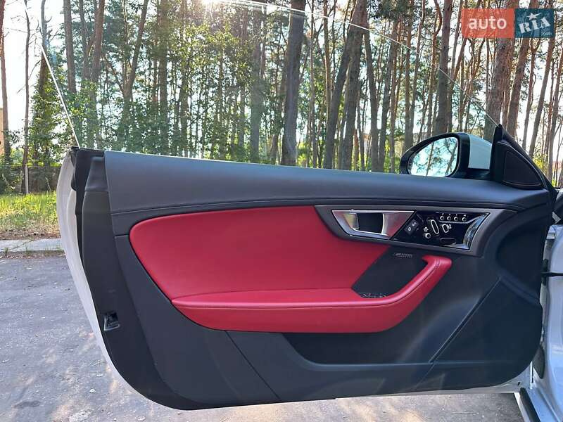 Купе Jaguar F-Type 2016 в Черкассах